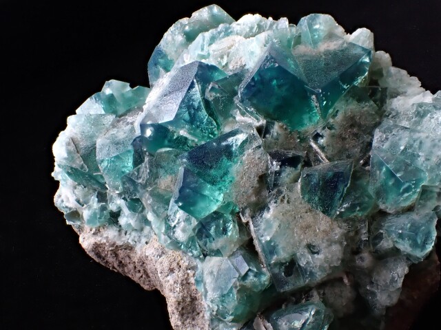 ロジャリー鉱山産フローライト