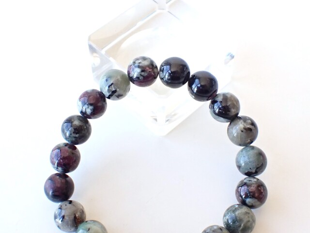 ユーディアライト