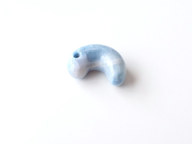 入りコン沢産青翡翠勾玉