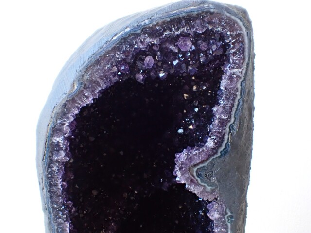 ウルグアイ産アメジストドーム