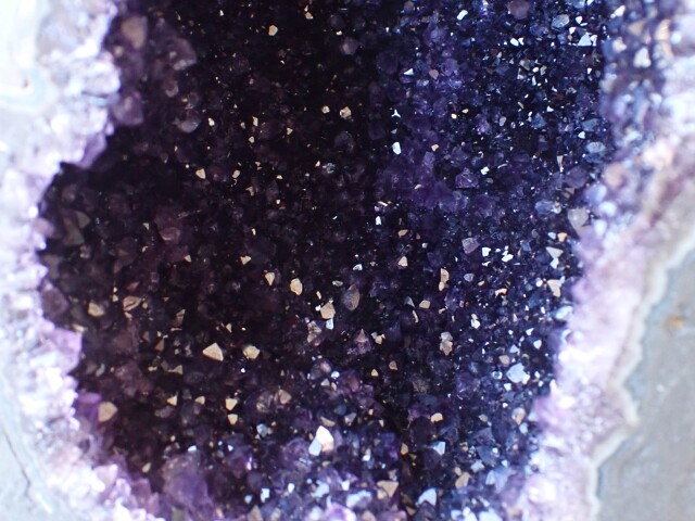 ウルグアイ産アメジストドーム