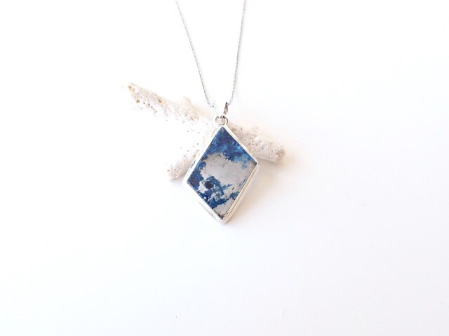 シャッタカイトインクォーツ