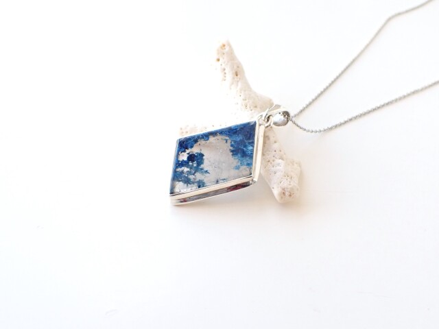 シャッタカイトインクォーツ