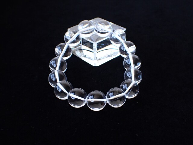 水晶ブレスレット宝石鑑別書付き