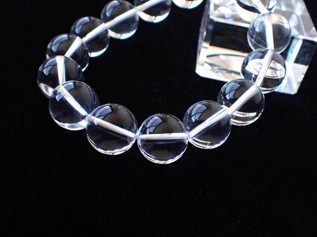 水晶ブレスレット宝石鑑別書付き