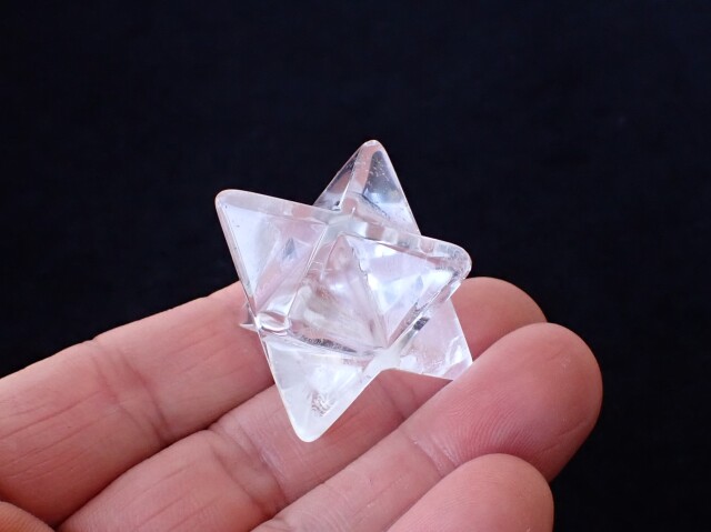 マカバスター水晶