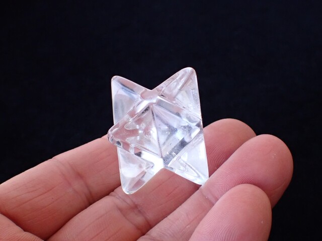 マカバスター水晶