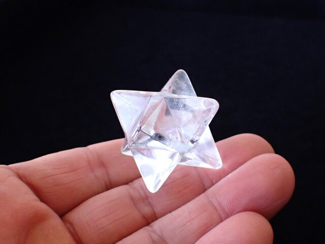 マカバスター水晶