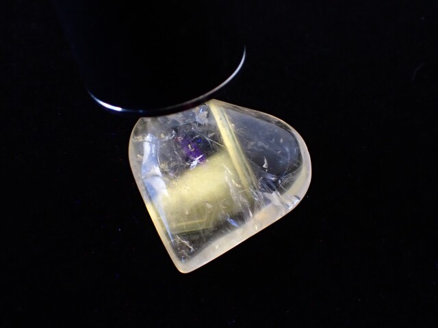 フローレセントファントムアメジスト