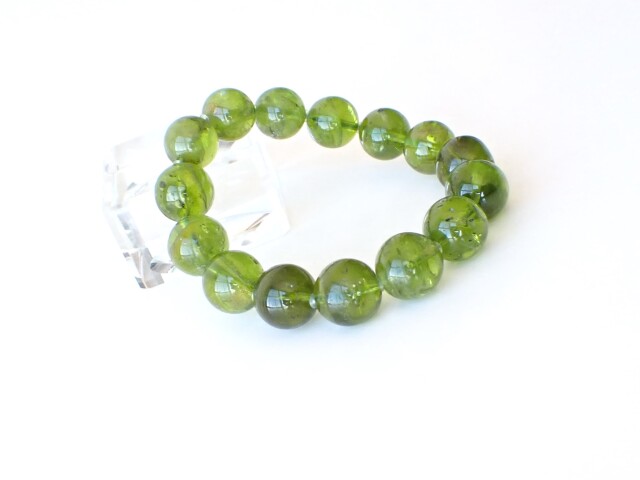 ペリドットブレスレット
