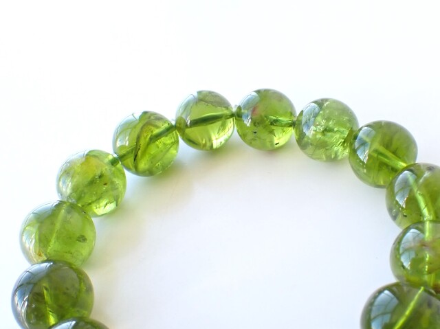 ペリドットブレスレット