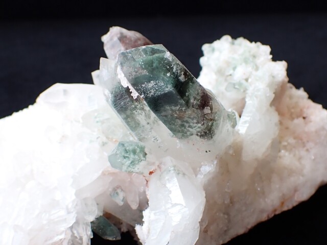ヒマラヤ水晶クラスター　マニカラン水晶 高品質]インド/マニカラン産ヒマラヤ水晶クラスター/原石小さめ
