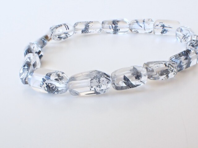 スティブナイトインクォーツ