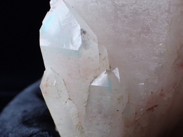 アホイトインクォーツ