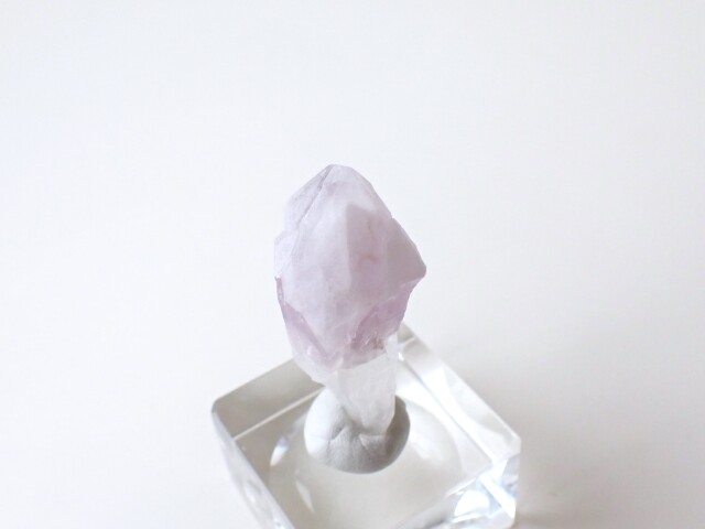 スノーキャップアメジスト