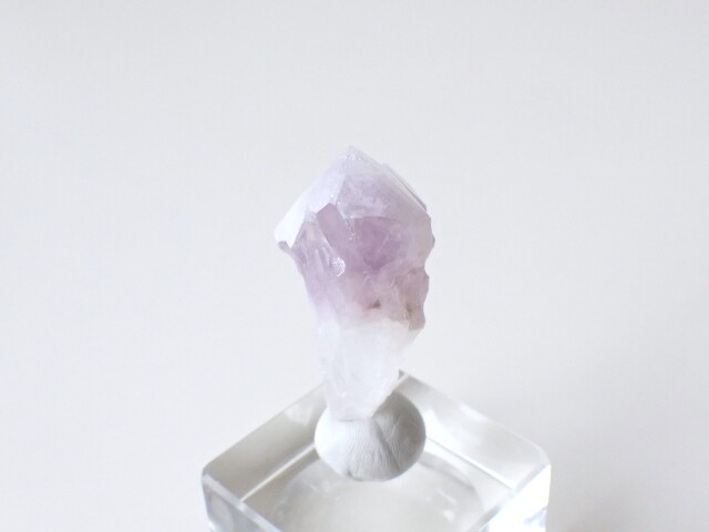 スノーキャップアメジスト