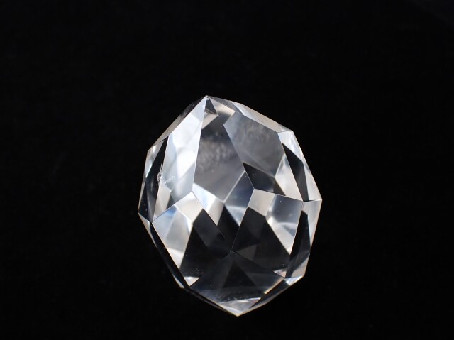 レムリアシードクリスタルティアーカット