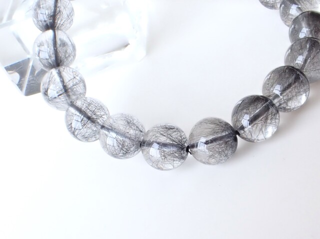 ブラックルチルクォーツ