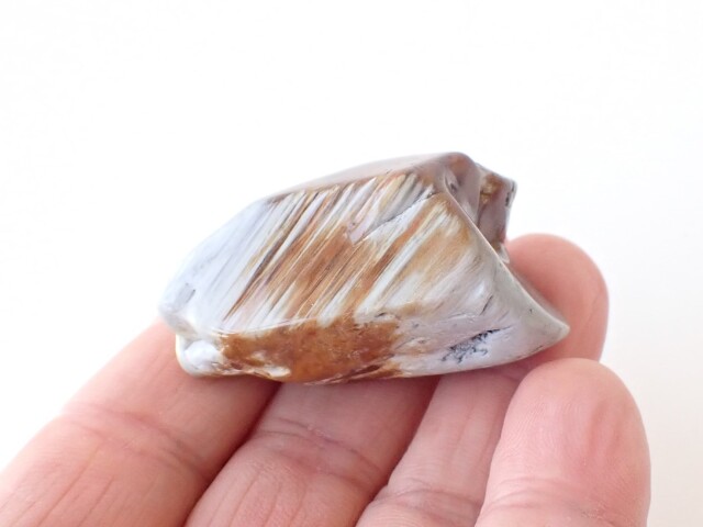 アンフィボールインクォーツ