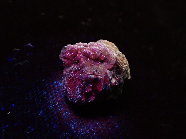 アレキサンドライト原石