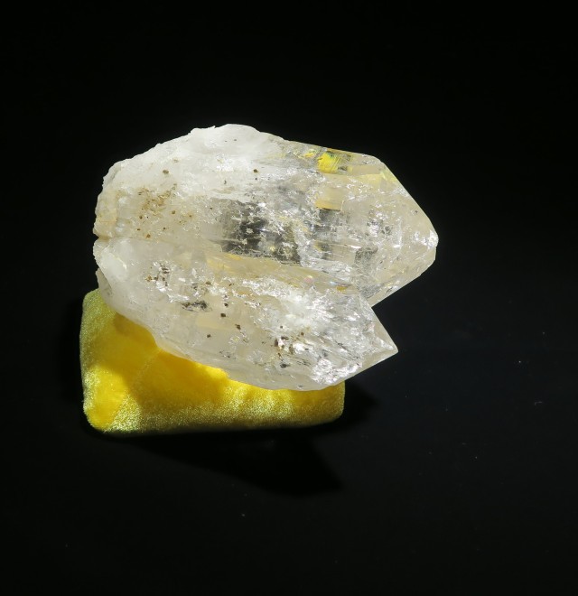 マニハール産ヒマラヤ水晶