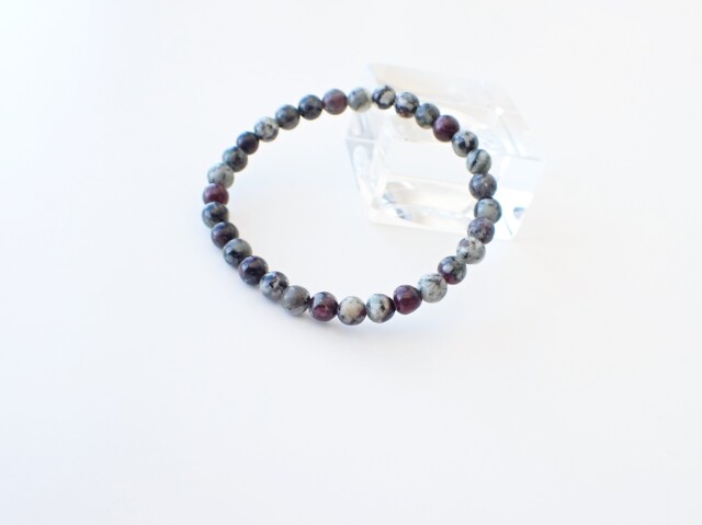 ユーディアライト