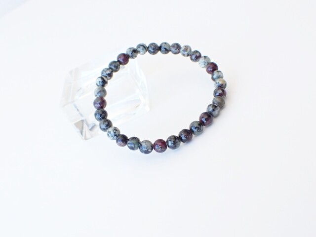 ユーディアライト