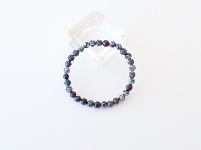 ユーディアライト