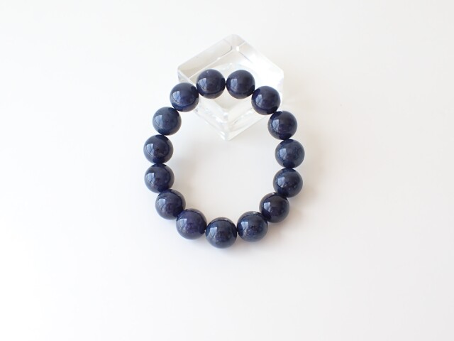 デュモルチェライト