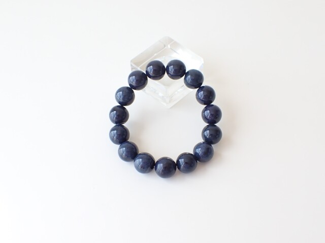 デュモルチェライト