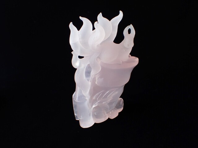 ローズクォーツ 九尾の狐 置物 木製台座