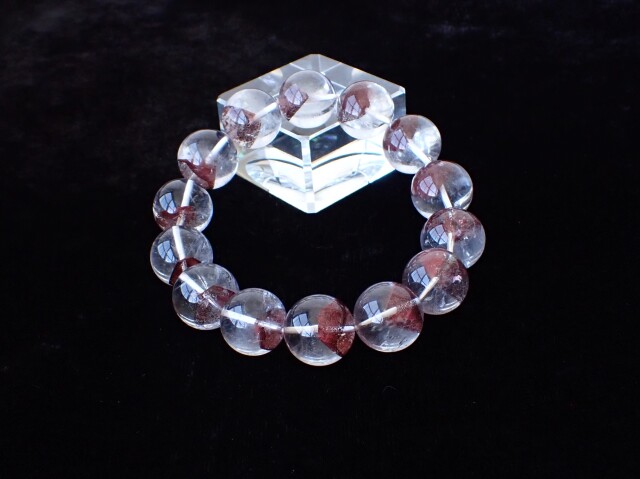 レッドファントムクォーツ