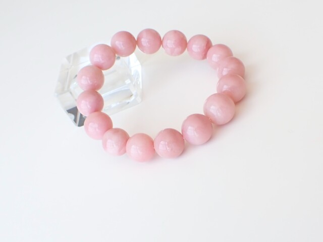 ピンクオパールブレスレット