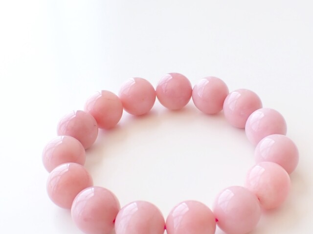 ピンクオパールブレスレット
