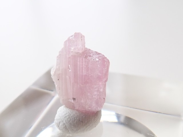 TK0144 【稀少】 ピンクタンザナイト 結晶 6．68ct