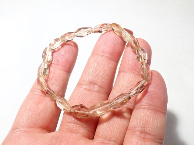 半額以下で買えるクーポン特集 レア！オレゴンサンストーンタンブル型ブレスレット アクセサリー