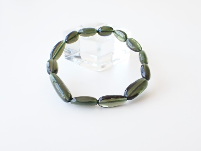MA0398 【限定価格】 モルダバイト タンブル ブレスレット ☆宝石鑑別