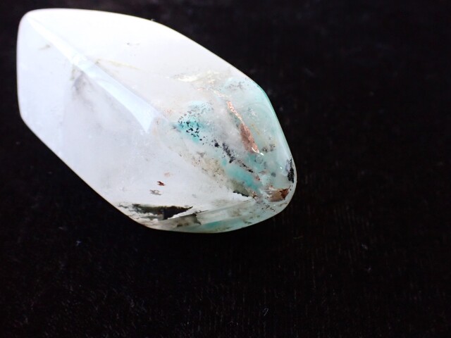 アホイトインクォーツ