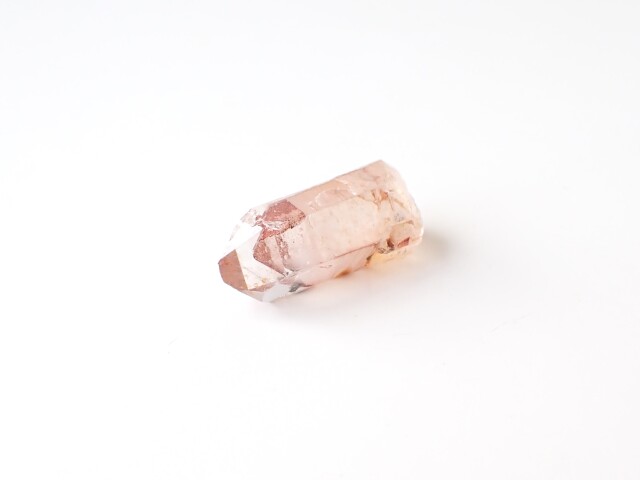 レッドファントムクォーツ