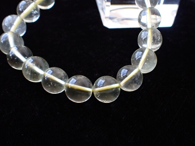 リビアングラス