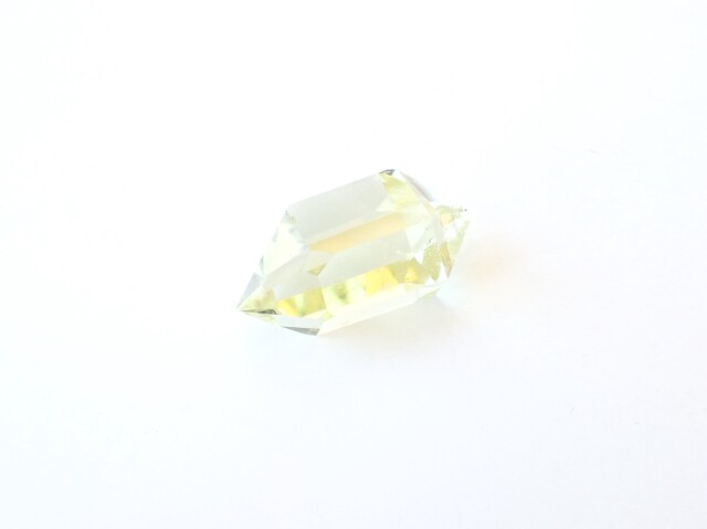 オウロヴェルデクォーツ