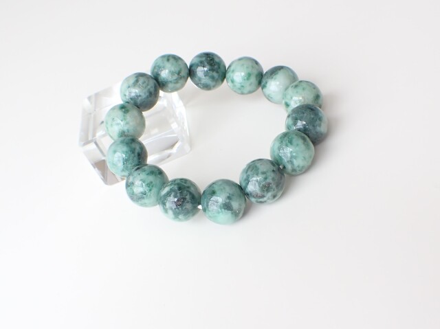 糸魚川翡翠ブレスレット