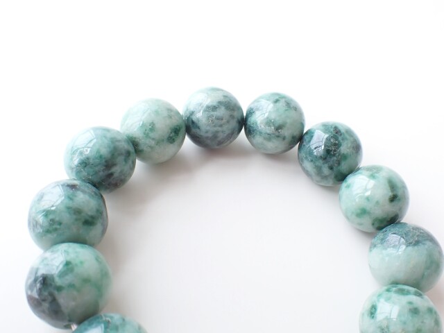 糸魚川翡翠ブレスレット