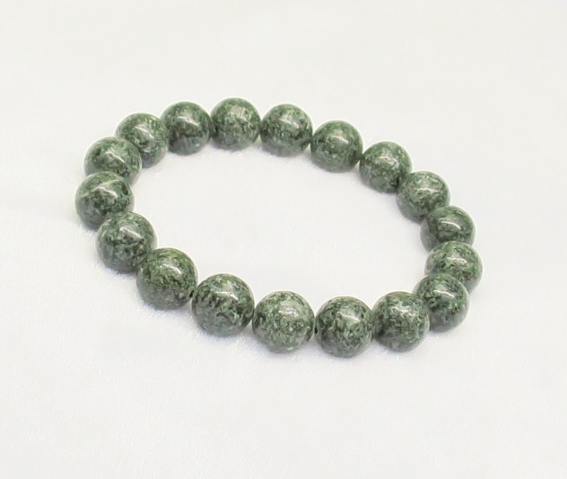 プレセリブルーストーン