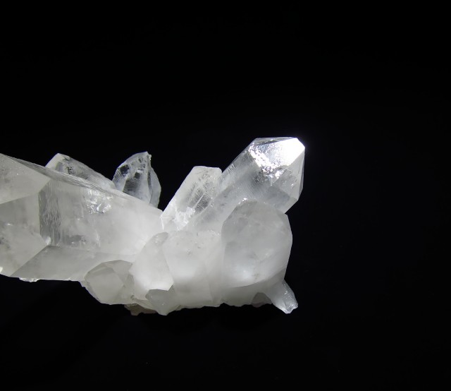 トライゴーニッククォーツ