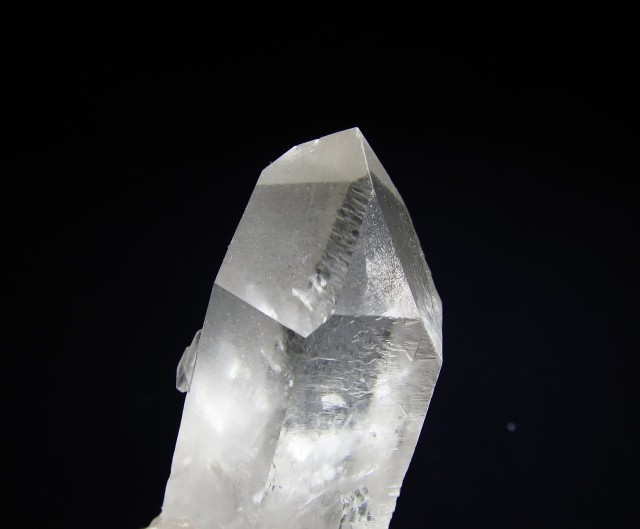 トライゴーニッククォーツ