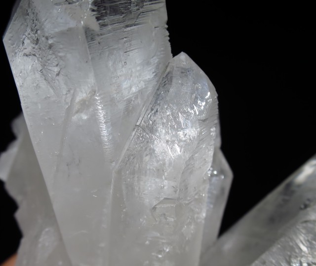 トライゴーニッククォーツ