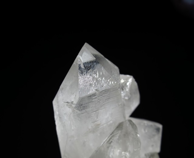 トライゴーニッククォーツ