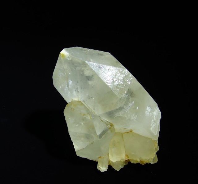 トライゴーニッククォーツ