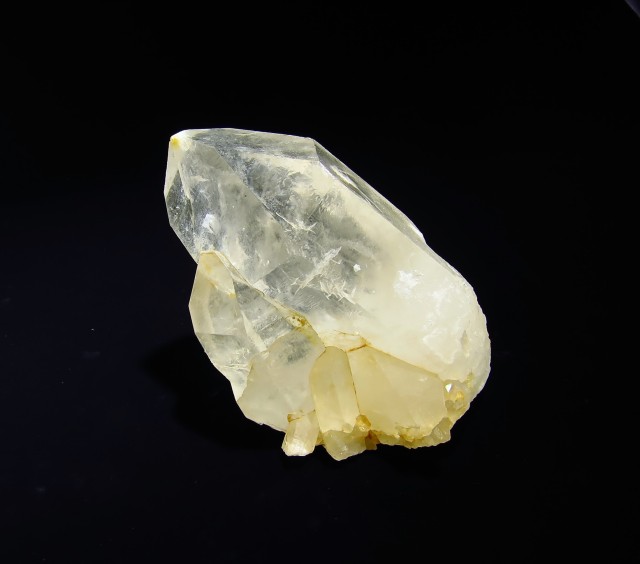 トライゴーニッククォーツ